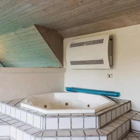 Holiday Cxcvi Tatil Evi *